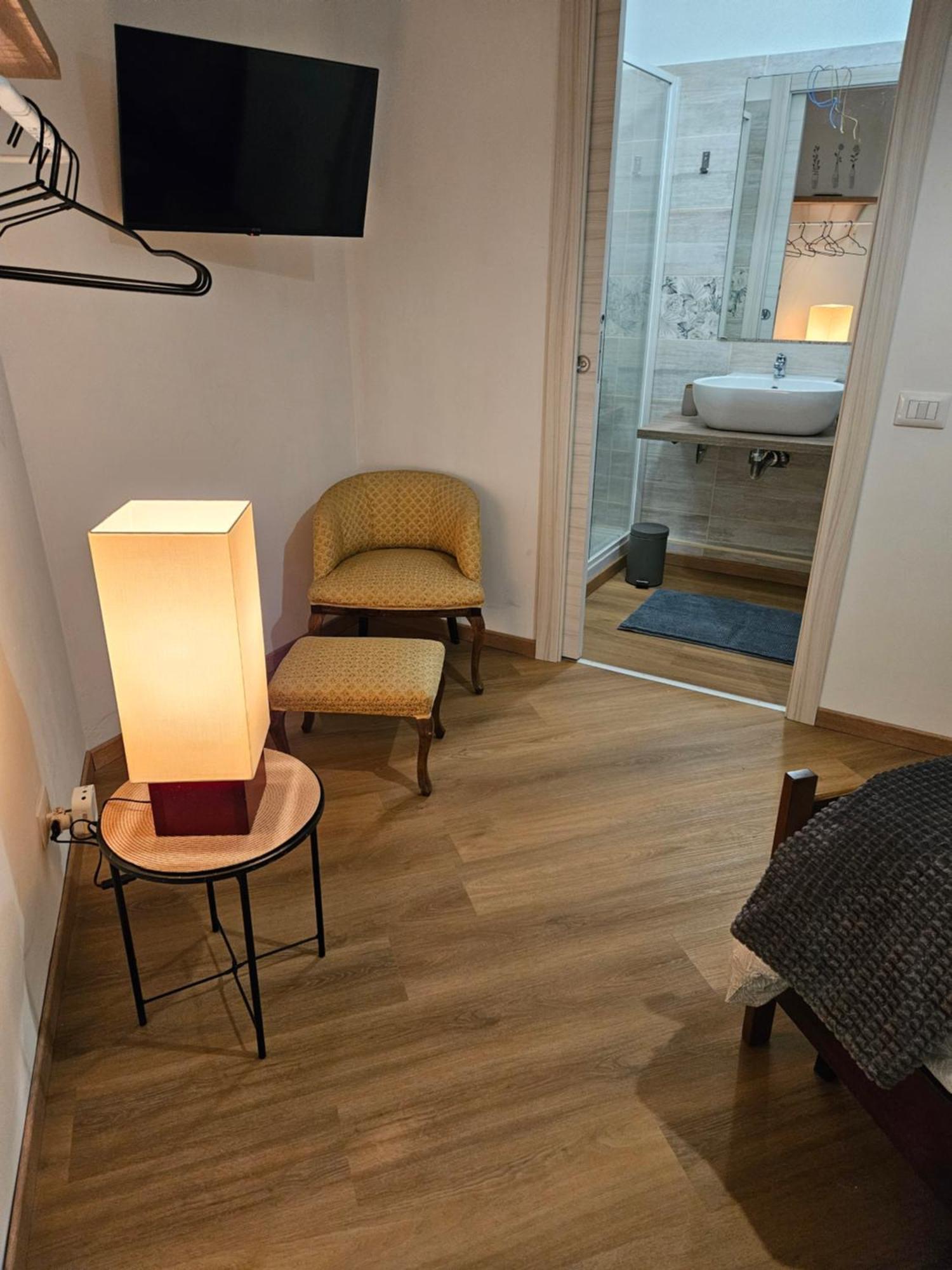 Mxp Room Busto Busto Arsizio Bagian luar foto